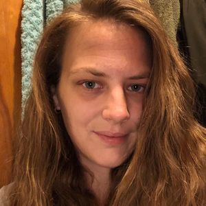 Meet your Posher, Cassandra